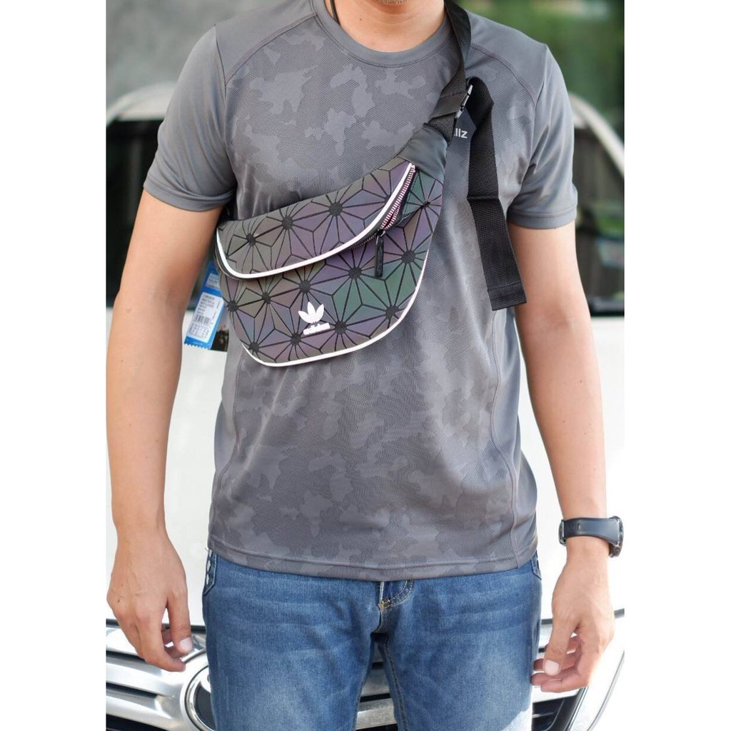 ⚡️ [ 𝗡𝗲𝘄 𝗦𝗲𝗮𝘀𝗼𝗻 XUẤT DƯ XỊN ] Túi đeo chéo Adidas Original Urban 3D MESH WAIST BAG (ảnh thật) CAM KẾT CHẤT LƯỢNG | BigBuy360 - bigbuy360.vn