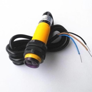 Cảm biến khoảng cách e3f-ds30c4 30cm