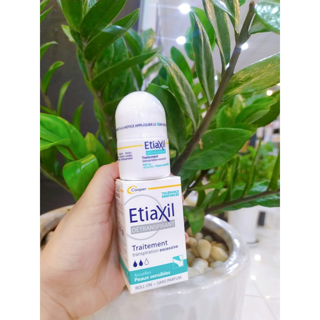 [Combo Etiaxil ] Lăn khử mùi dành cho da nhạy cảm 15ml và lăn khử mùi hằng ngày 50ml