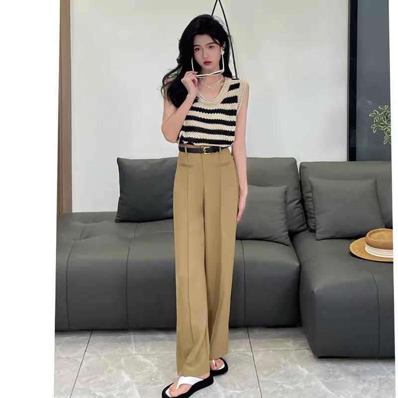MS753 Áo len lỗ mongtoghi cộc tay kẻ ngang cổ tròn