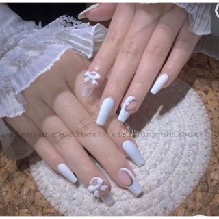 Móng giả thiết kế chat với shop để được đo size tay chuẩn nhé