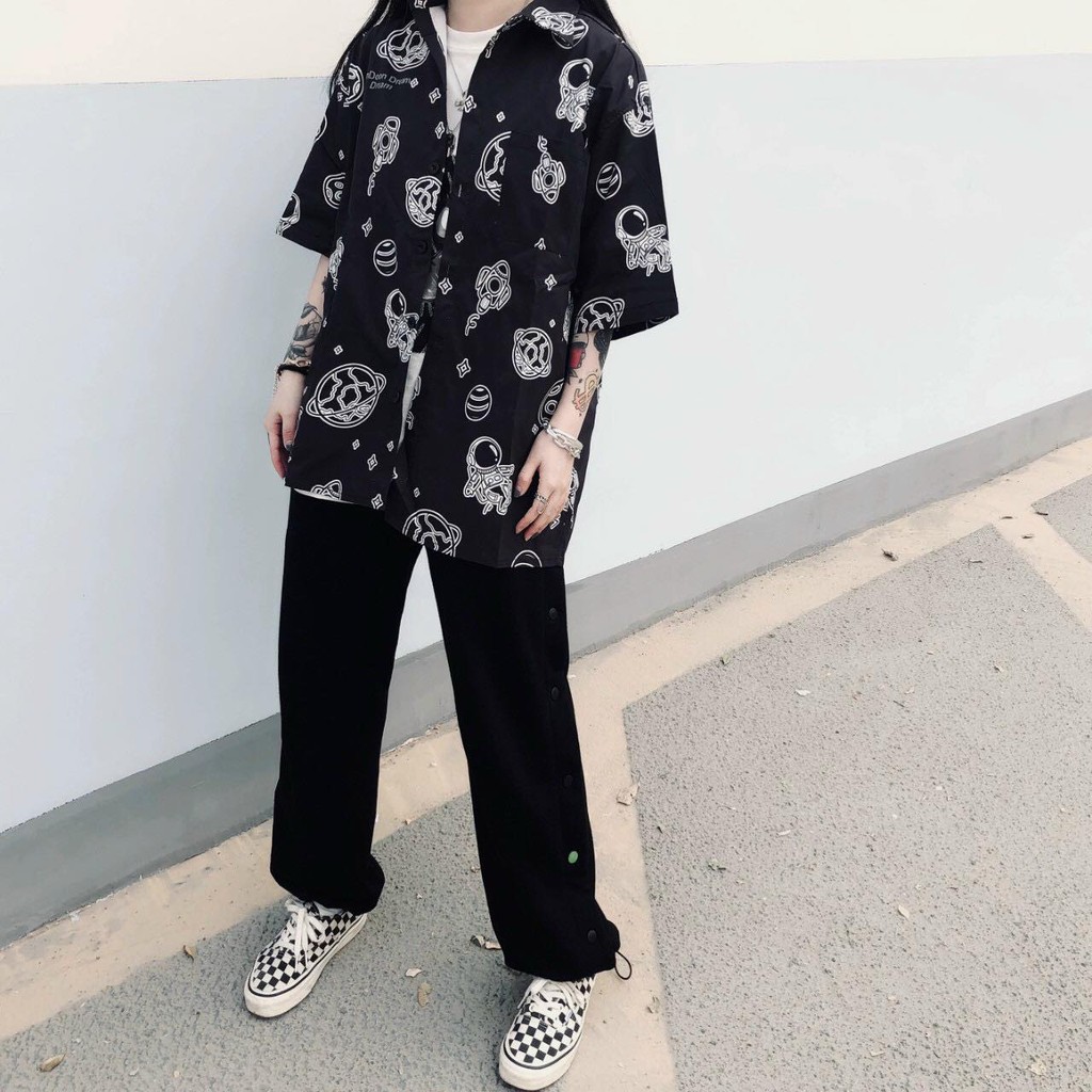 Áo sơ mi unisex chiffon tay ngắn in họa tiết hoạt hình có thể mặc cặp mặc nhóm vải mềm mịn thoáng mát