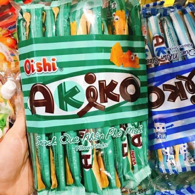 Bịch bánh gồm 20 que Akiko của oishi