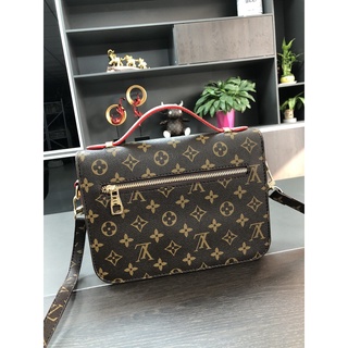 Túi LV Pochette Metis Monogram
