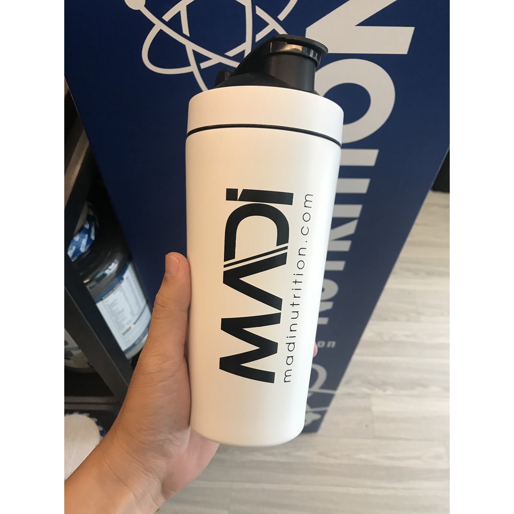 Bình nước, lắc shaker kim loại tập gym MADI Chính Hãng có lưới xoáy đánh tan 100% Whey Protein, rule 1 protein