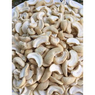 Hạt điều sống vỡ đôi