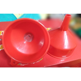 Phễu rót bằng nhựa