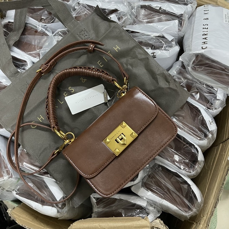 Túi ck hàng chuẩn xuất