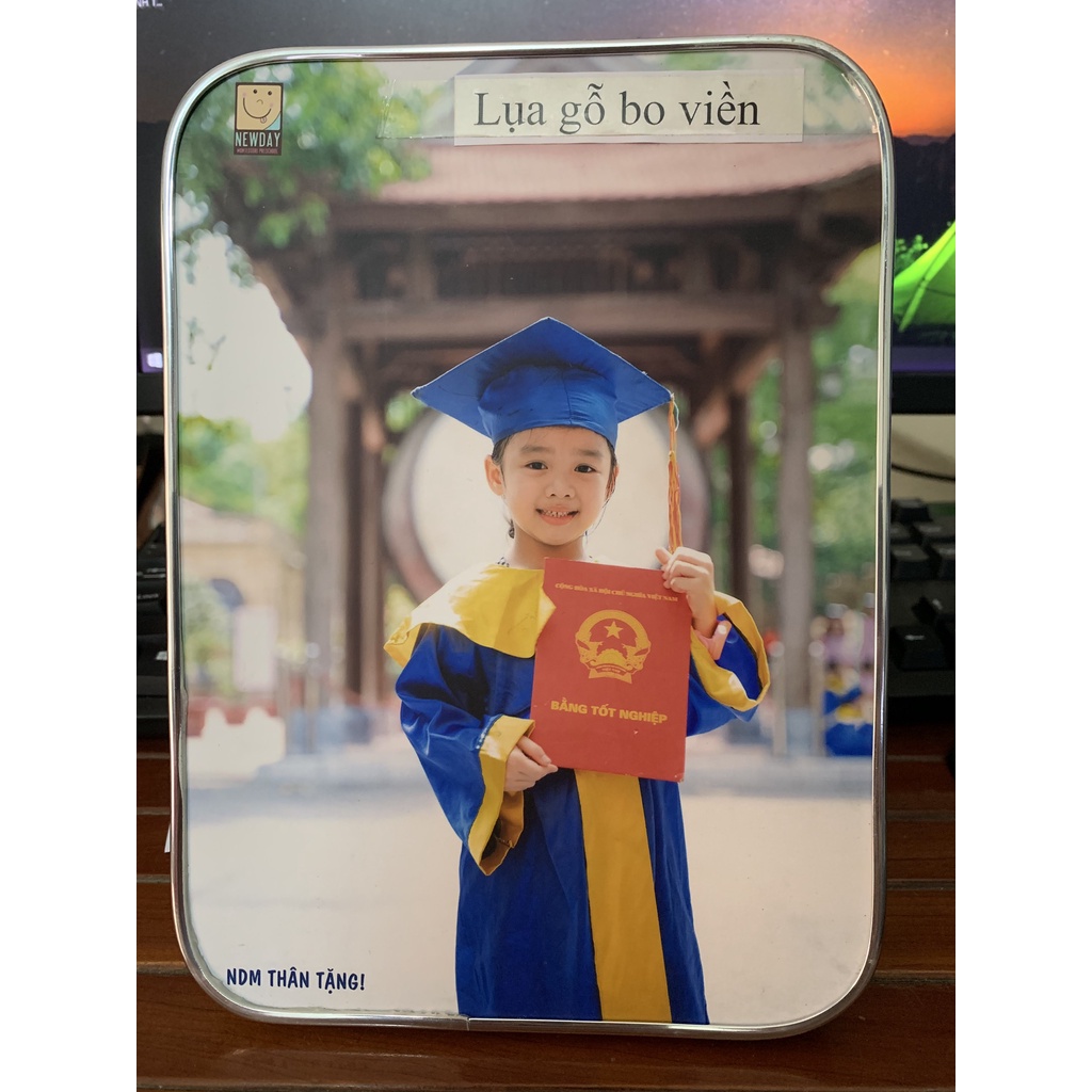 Ảnh gỗ mica bo viền 20x30 - In ảnh ép gỗ theo yêu cầu giá rẻ, in ảnh gỗ để bàn chất lượng cao
