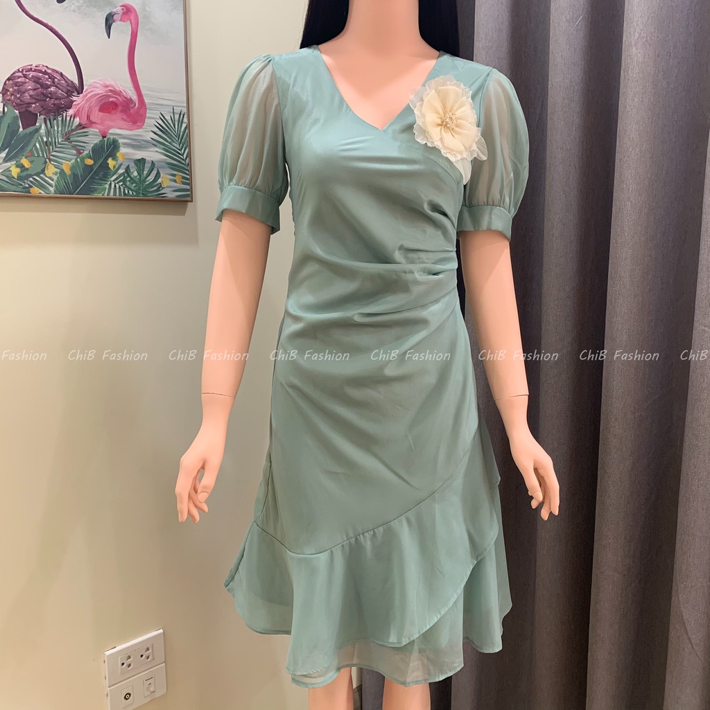 Váy cổ V chun eo che bụng, Váy thiết kế vải tơ xước cao cấp, Thời trang công sở ChiB V1016