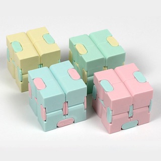 Đồ chơi Infinity Cube giảm stress