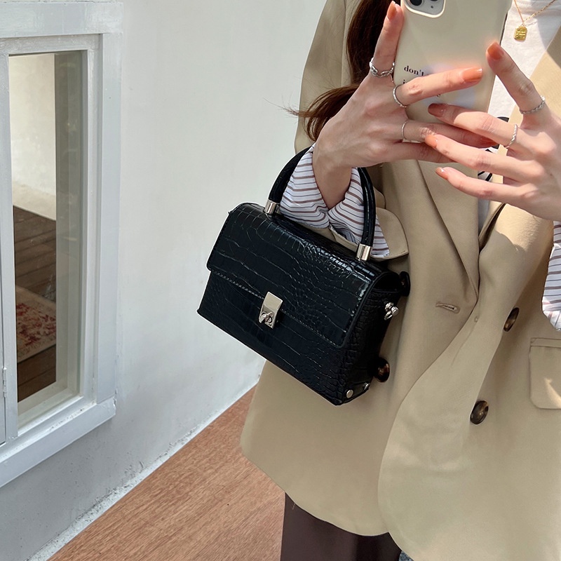 Túi Đeo Chéo Nhỏ Hình Vuông Họa Tiết Da Cá Sấu Thời Trang Mới Năm 2022 Gylb1640