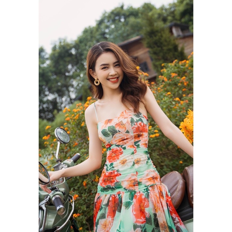 Thanh lý váy lép