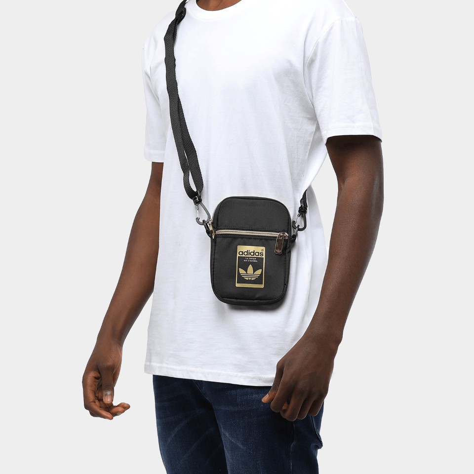 Túi đeo chéo GF3199 minibag logo vàng FEST BAG  - Kích thước: 12 x 16 x 2 cm