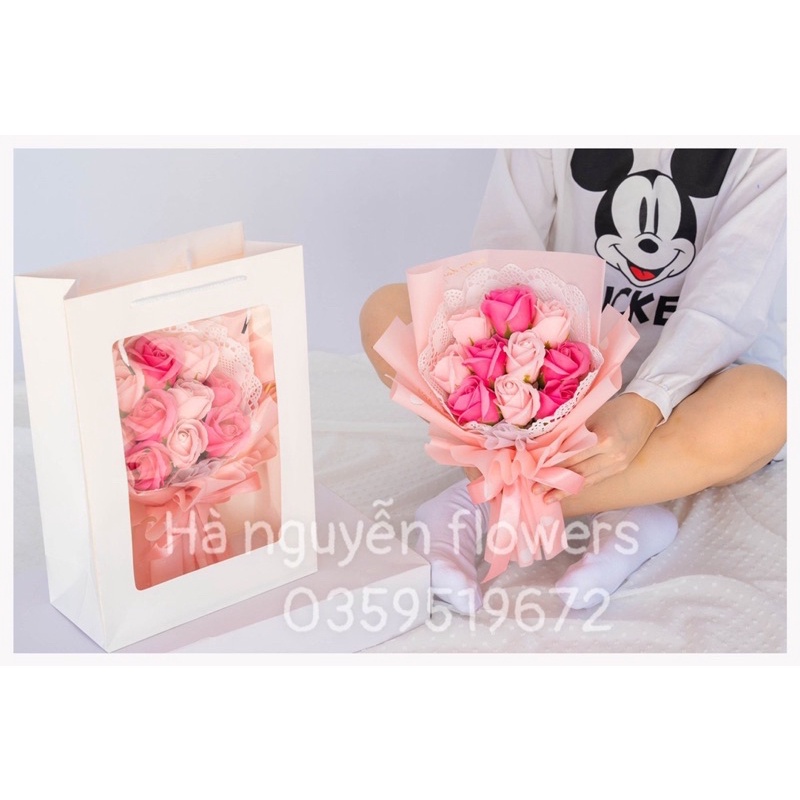 [Combo hoa hồng sáp tặng kèm túi thiệp] Bó hoa hồng sáp 10 bông (mẫu giấy ngẫu nhiên)