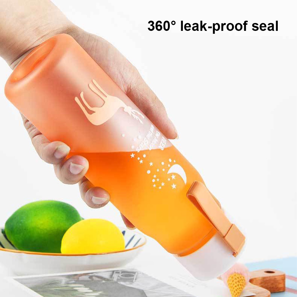 Bình Đựng Nước 500ml Bằng Nhựa Mờ Chống Rò Rỉ Có Tay Cầm Kèm Dây Đeo Cho Hoạt Động Thể Thao Ngoài Trời