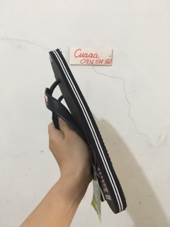 Dép kẹp , xỏ ngón nam
