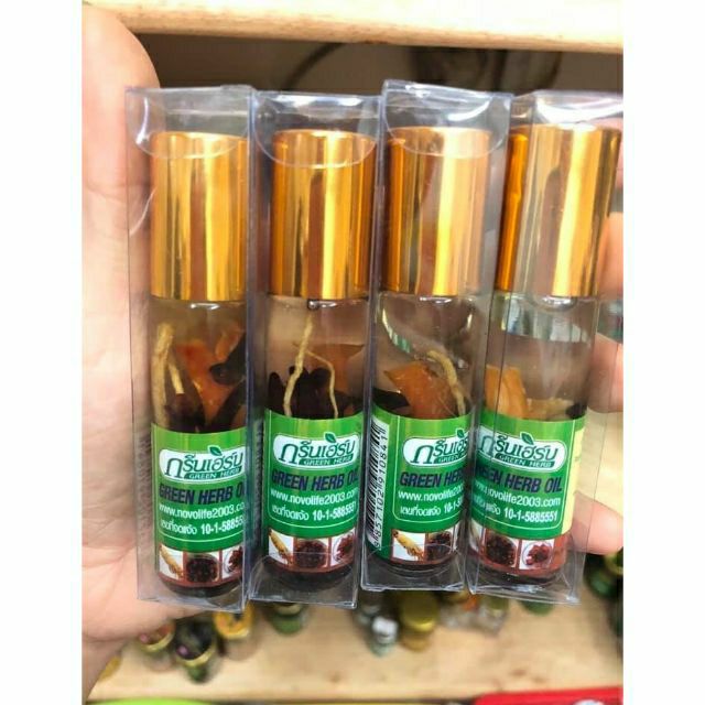 Dầu gió thảo dược nhân sâm Green Herb oil Thailand 8ml