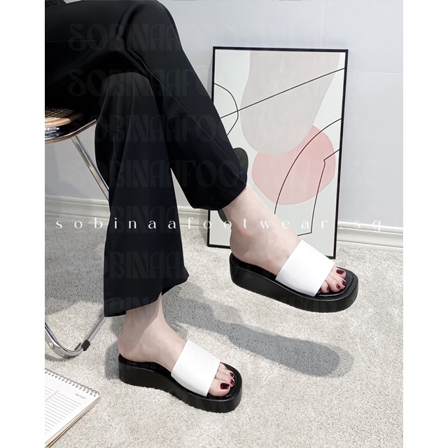 Sandal dây đế bánh mì xỏ ngón phối đồ siêu trẻ trung