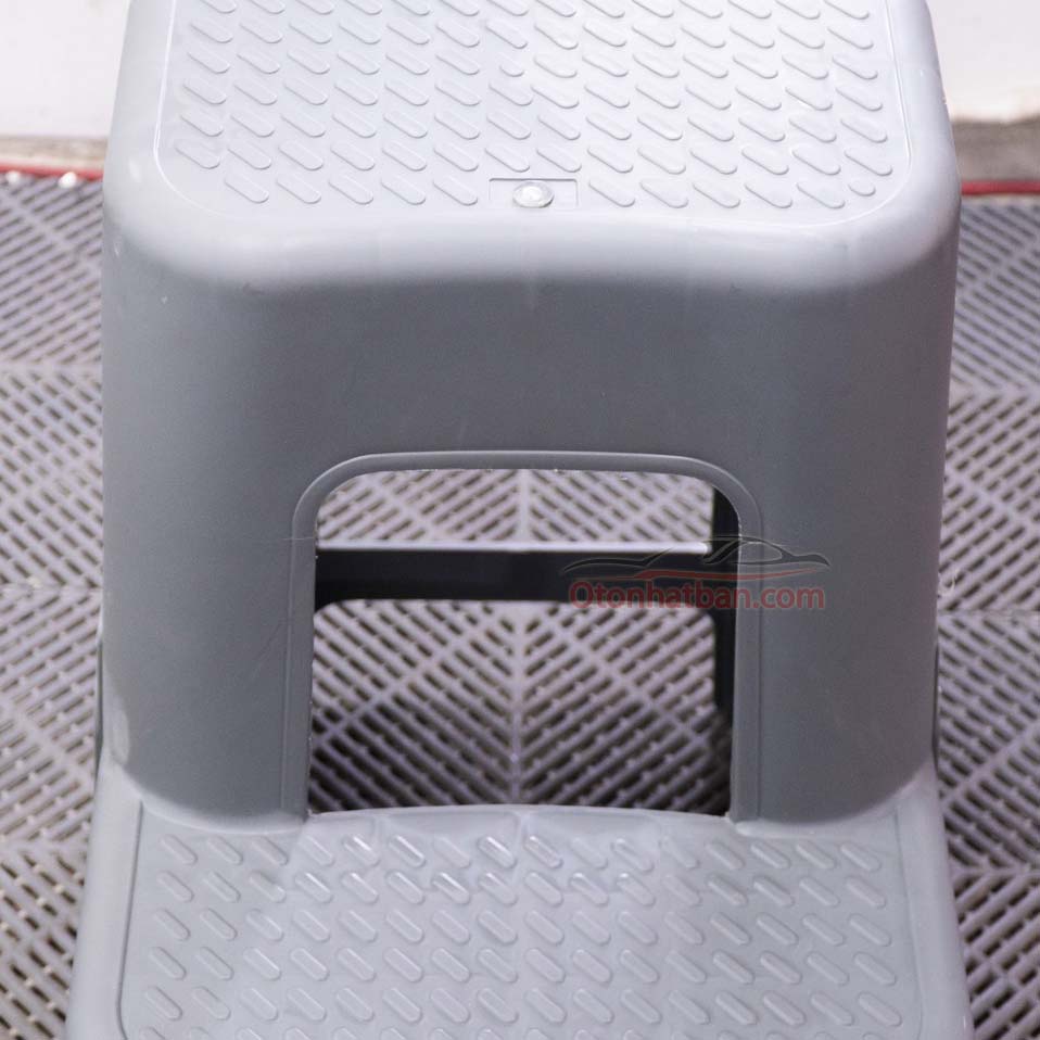 Ghế nhựa hai tầng rửa xe ô tô, thay dầu ô tô Taiwan ghế PVC nhựa chịu lực 200kg Nhật Bản Mart