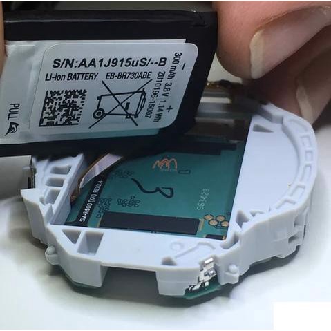 Thay pin đồng hồ Samsung Gear S2 3G chính hãng