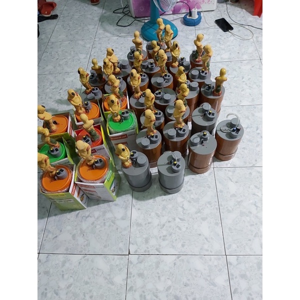 Bình rót rượu chú tiểu giã gỗ 1.5l