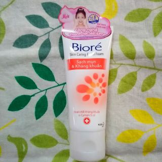 Sữa rửa mặt Biore Sạch mụn & Kháng khuẩn (50g)