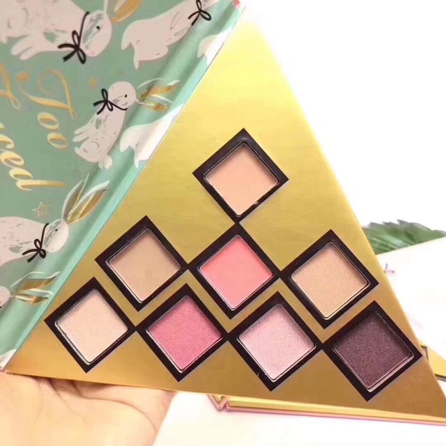 set TOO FACED Under the Christmas Tree Breakaway Face & Eye phấn măt + tạo khối + mascara