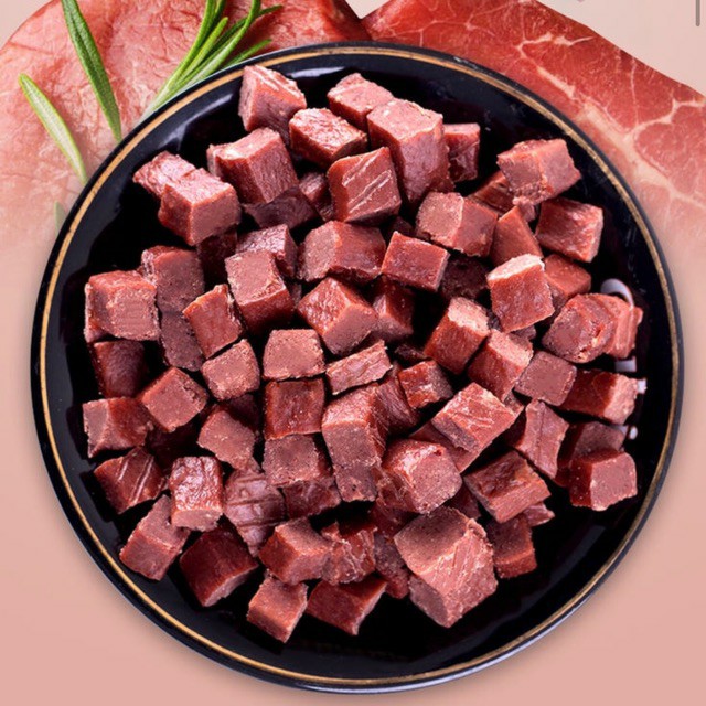 THỊT BÒ KHỐI ĂN VẶT CHO CHÓ MÈO - GÓI 50GR
