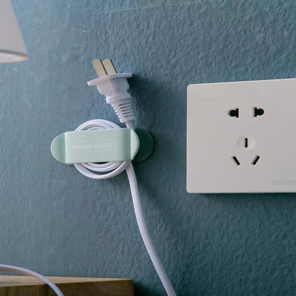 Giá đỡ phích cắm USB đa năng tiện dụng
