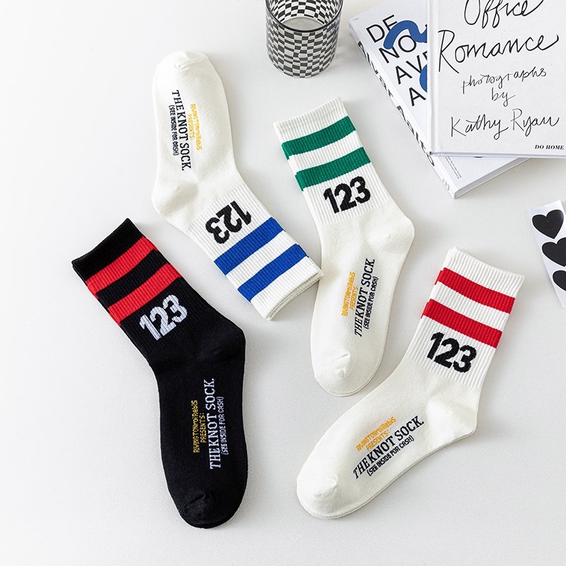 Đôi Vớ Cotton Ấm Áp Thoải Mái Thời Trang Hàn Quốc Cho Nữ