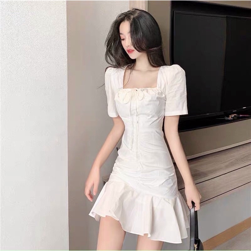 đầm vol lụa kiểu cổ vuông đuôi xoè ngắn tay