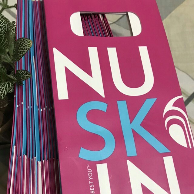 Túi giấy Nuskin | BigBuy360 - bigbuy360.vn