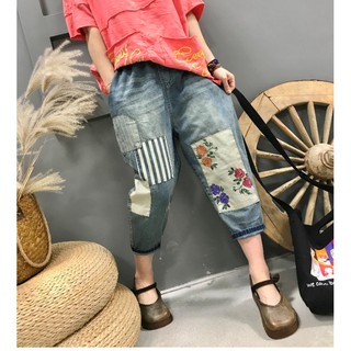 Quần jean nữ lửng eo lưng thun phối vải thêu hoa cao cấp thời trang phong cách Nhật Bản Akira Store