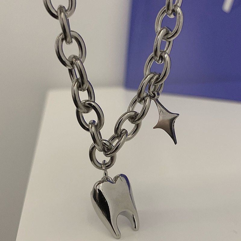 Dây chuyền 19A1557 mặt hình chiếc răng và ngôi sao phong cách hip hop đơn giản ngọt ngào cho nam và nữ