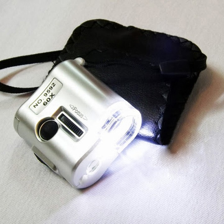 Kính lúp mini 60X V2  có đèn Led .