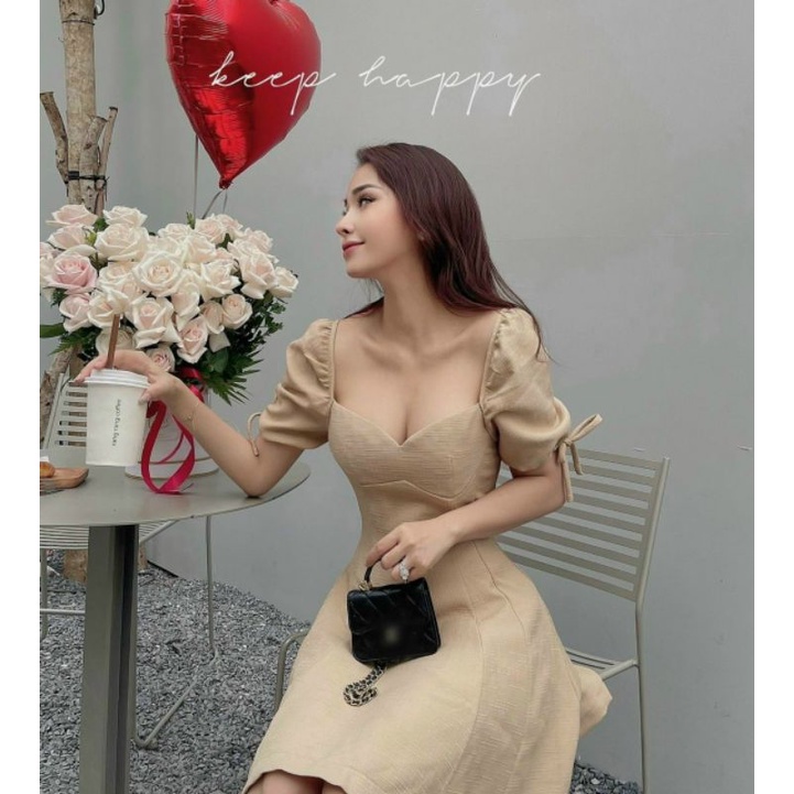 Đầm gân cổ vuông tay bo