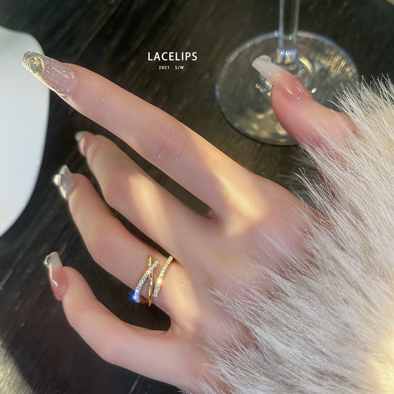 Nhẫn Hở Nhẹ Kiểu Dáng Tinh Tế Sang Trọng Thời Trang