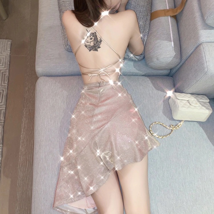 ♈Hàng Sẵn: Váy hai dây đan lưng quyến rũ lấp lánh đuôi cá lệch sexy dúm eo hở kim tuyến đi tiệc bar V009 mới