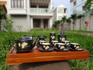Bộ ấm chén hoa sen