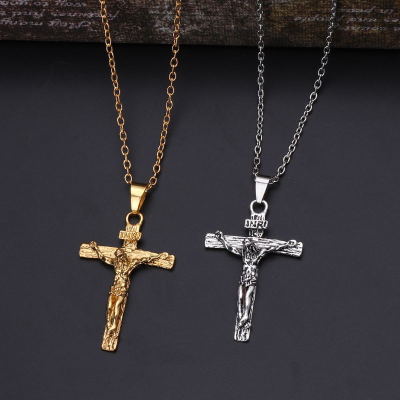 Dây chuyền mặt hình chữ thập có tượng chúa Jesus đính đá thời trang