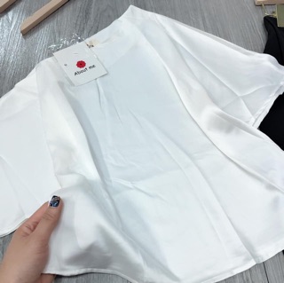 Set áo lệch vai và baggy