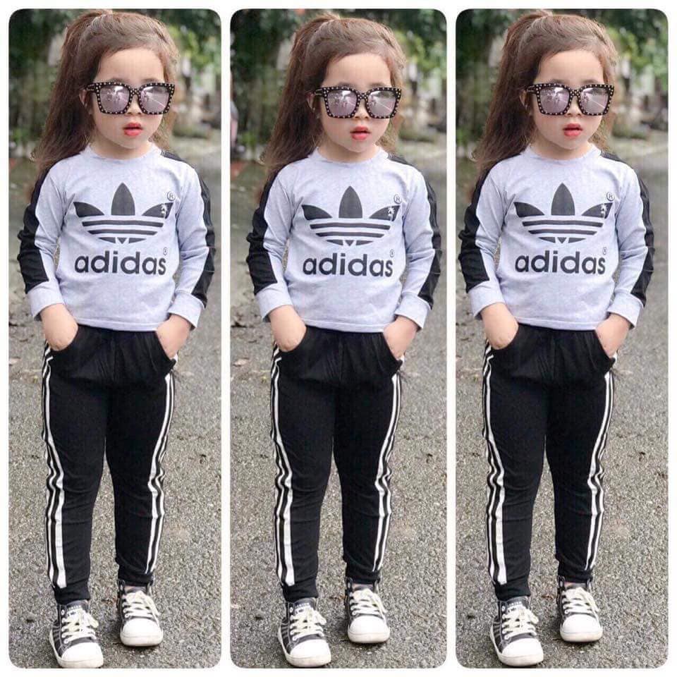 Set thể thao tay dài  Adidas bé gái