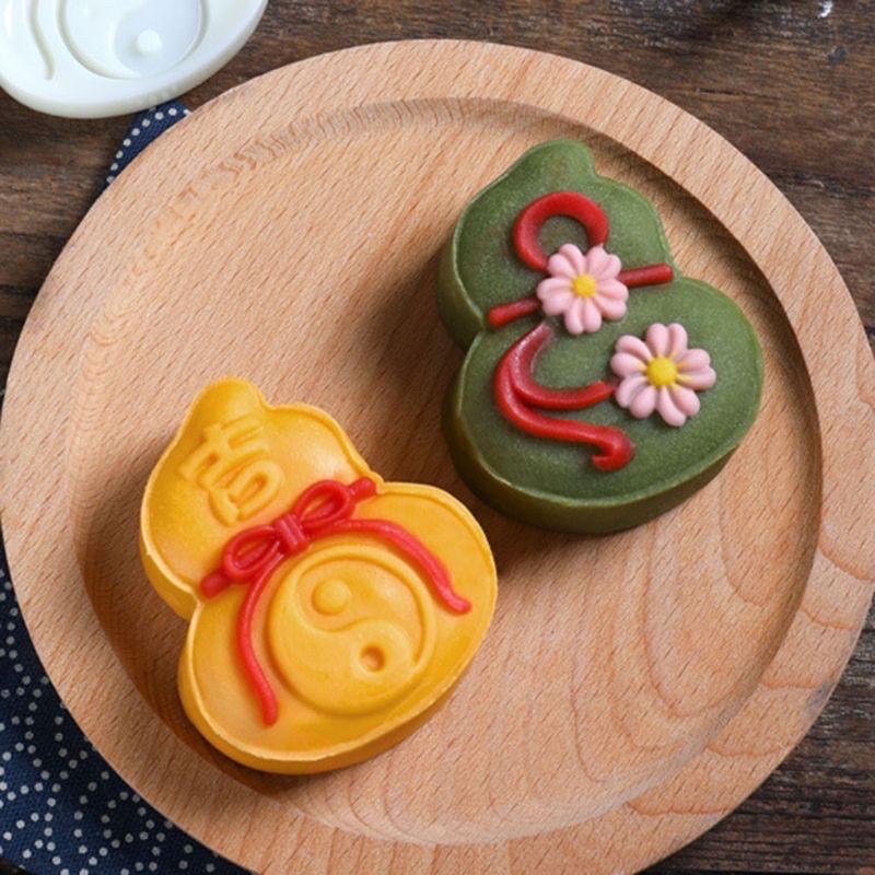 Khuôn trung thu lò xo 2 mặt hồ lô 50g mẫu 204
