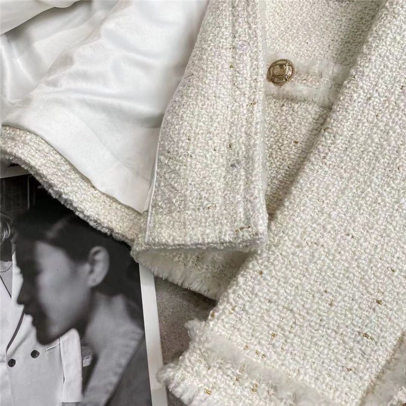 Fashion online celebrity French style fragrant style coat female Spring and Autumn new high-end emotional socialite short jacket wears a small coat.