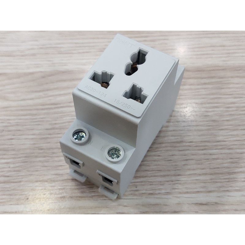 Ổ cắm cài thanh DIN ray AC30-124 Chint