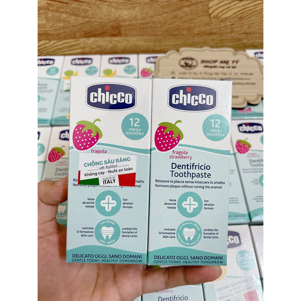 Kem đánh răng Chicco cho bé 6M+ và 12M+ (HƯƠNG CHUỐI TÁO VÀ HƯƠNG DÂU ĐỀU NUỐT ĐƯỢC)