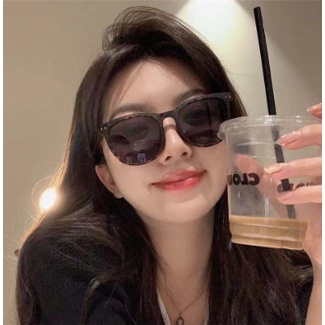 Kính mát thiết kế gấp gọn siêu tiện lợi, kính râm chống tia UV kèm hộp cao cấp K02