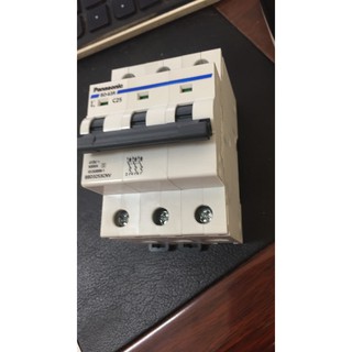 Cầu dao tự động 3 tép mcb 3p 32a panasonic bbd3323cnv