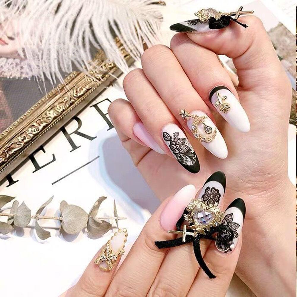 Phụ Kiện Trang Trí Móng Tay Nghệ Thuật Hình Chữ Thập Bằng Hợp Kim Phối Ren Quyến Rũ Dành Cho Nữ